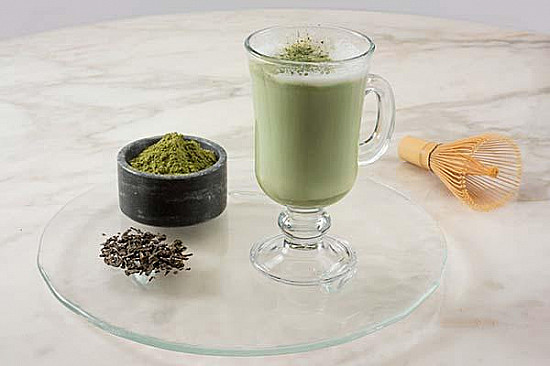 Unlock 12 Amazing Health Benefits: Why Matcha Lattes Are a Superfood Powerhouse